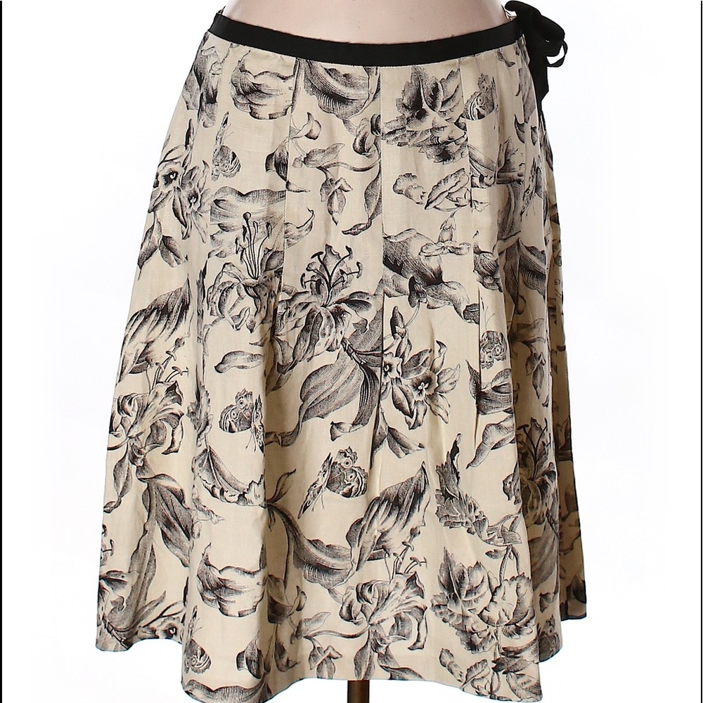 ✨ 2 for 50✨ 
August Silk Skirt